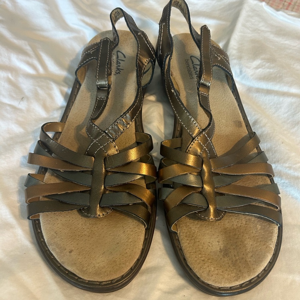 Clarks “Ina Bronze” sandals 9.5